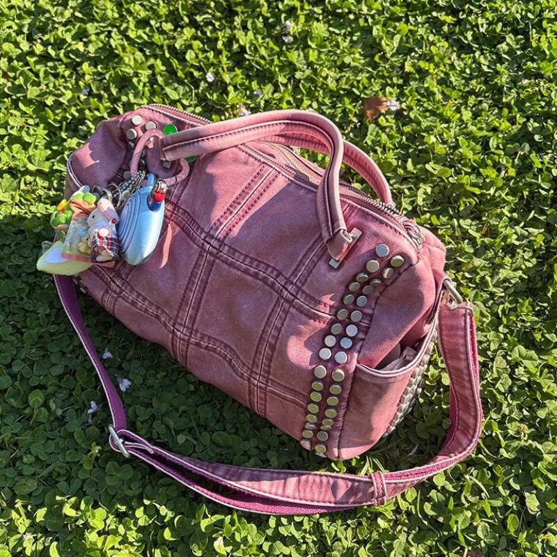 Crossbodytassen met grote capa - Embroidery Meaning recensie en prijs